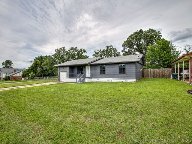 113 W 31st Place, Sand Springs, OK 74063