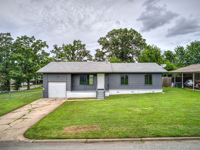 113 W 31st Place, Sand Springs, OK 74063