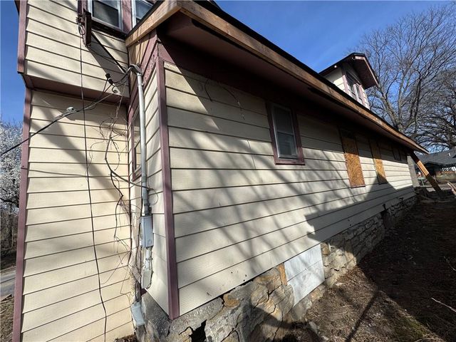 3900 Benton Boulevard, Kansas City, MO 64130