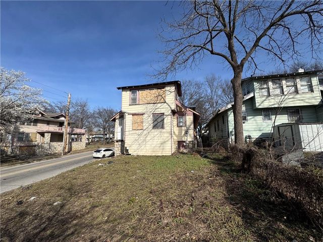 3900 Benton Boulevard, Kansas City, MO 64130