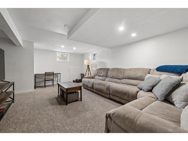 3154 N Columbine St, Denver, CO 80205