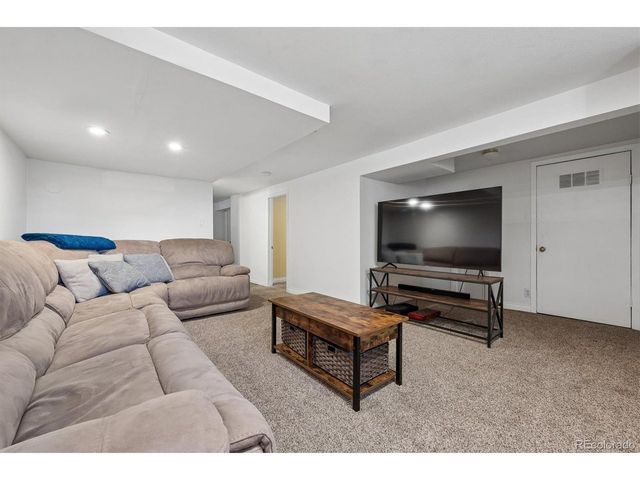 3154 N Columbine St, Denver, CO 80205