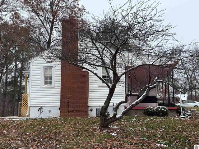 3975 CONTEST ROAD, Paducah, KY 42001