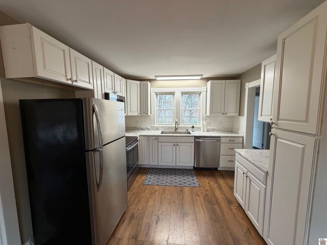 3975 CONTEST ROAD, Paducah, KY 42001