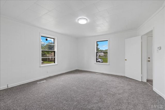 65 Glen Oak Drive, Danville, VA 24541