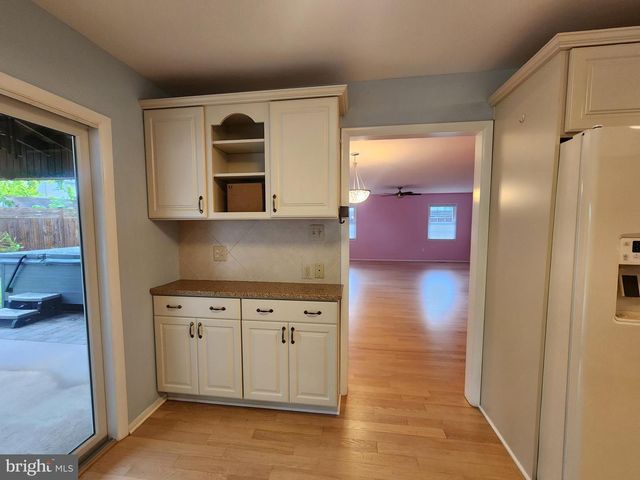 13201 MOSS RANCH LN, Fairfax, VA 22033