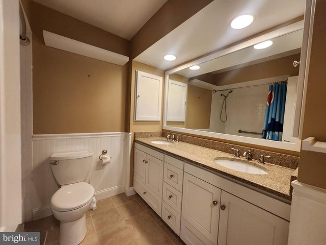 13201 MOSS RANCH LN, Fairfax, VA 22033