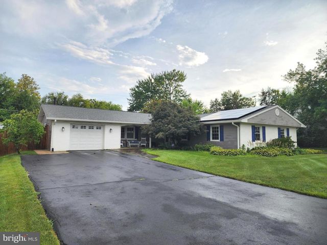 13201 MOSS RANCH LN, Fairfax, VA 22033