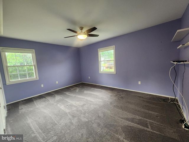 13201 MOSS RANCH LN, Fairfax, VA 22033