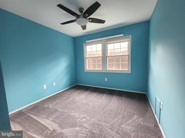 13201 MOSS RANCH LN, Fairfax, VA 22033