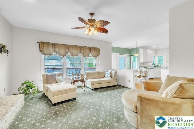 1785 Clarendon Drive, Forks Twp, PA 18040