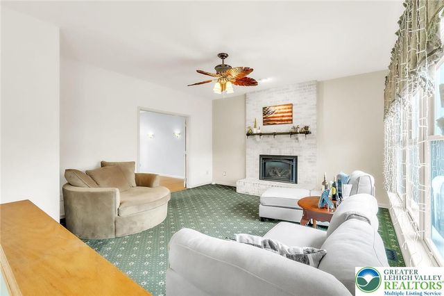 1785 Clarendon Drive, Forks Twp, PA 18040