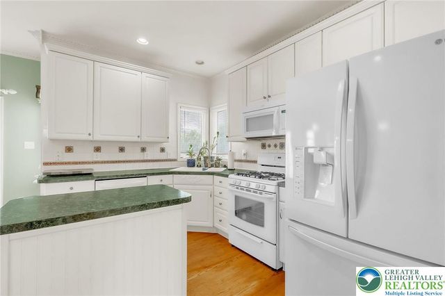 1785 Clarendon Drive, Forks Twp, PA 18040