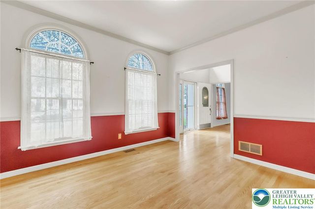 1785 Clarendon Drive, Forks Twp, PA 18040