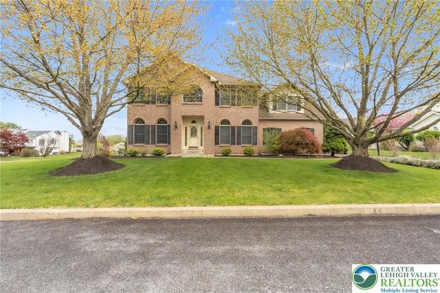 1785 Clarendon Drive, Forks Twp, PA 18040