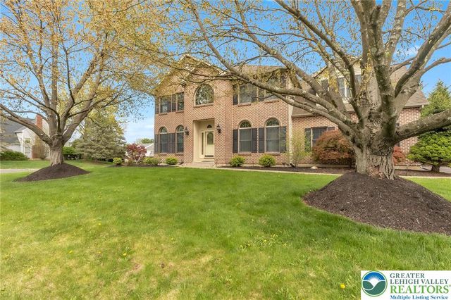 1785 Clarendon Drive, Forks Twp, PA 18040