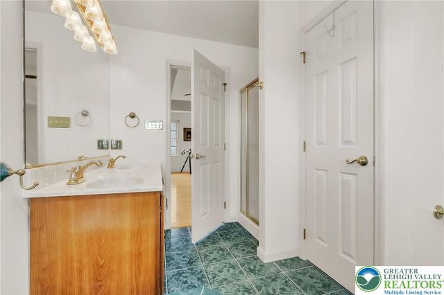 1785 Clarendon Drive, Forks Twp, PA 18040