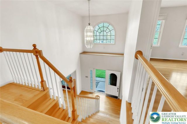 1785 Clarendon Drive, Forks Twp, PA 18040