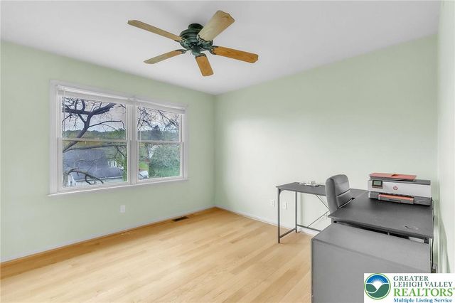 1785 Clarendon Drive, Forks Twp, PA 18040