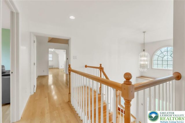 1785 Clarendon Drive, Forks Twp, PA 18040
