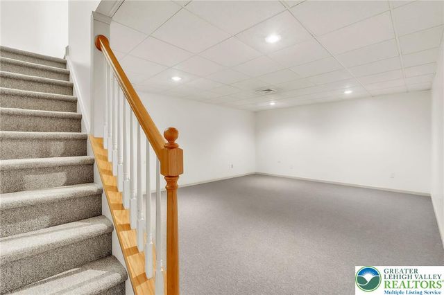 1785 Clarendon Drive, Forks Twp, PA 18040