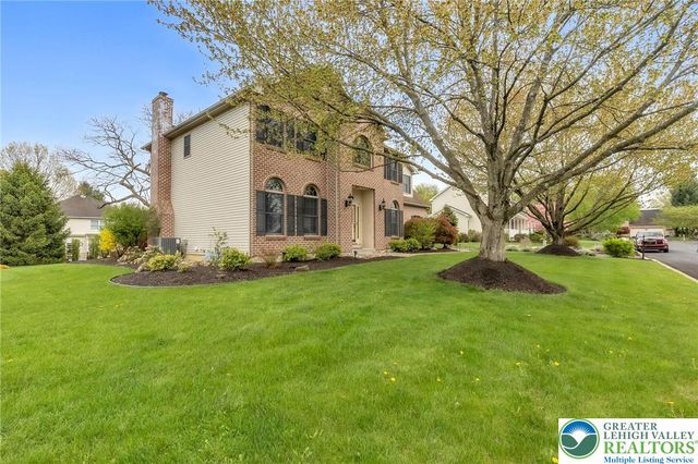 1785 Clarendon Drive, Forks Twp, PA 18040