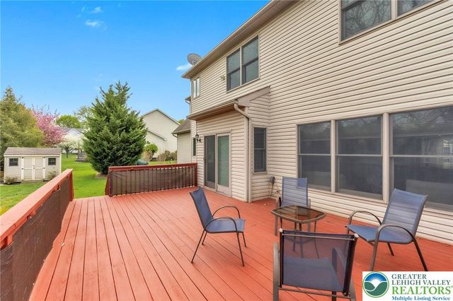 1785 Clarendon Drive, Forks Twp, PA 18040