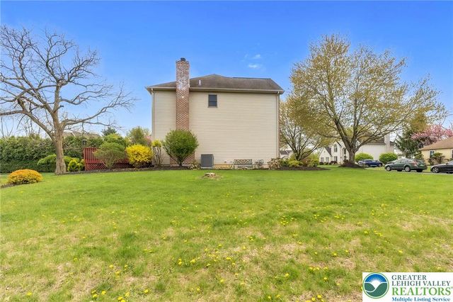 1785 Clarendon Drive, Forks Twp, PA 18040