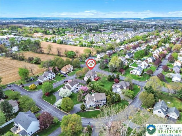 1785 Clarendon Drive, Forks Twp, PA 18040