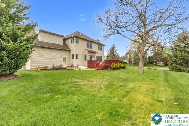 1785 Clarendon Drive, Forks Twp, PA 18040
