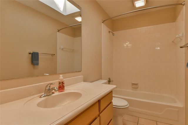 612 Fox Hunt Lane, Edmond, OK 73003