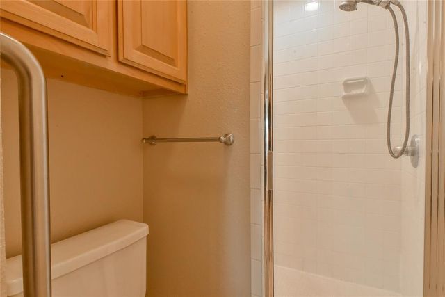 612 Fox Hunt Lane, Edmond, OK 73003