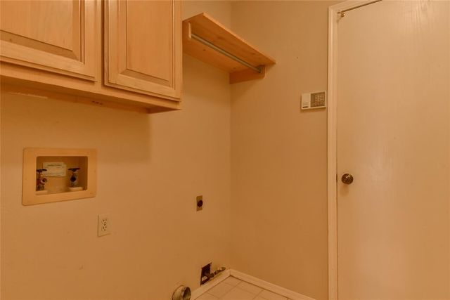 612 Fox Hunt Lane, Edmond, OK 73003