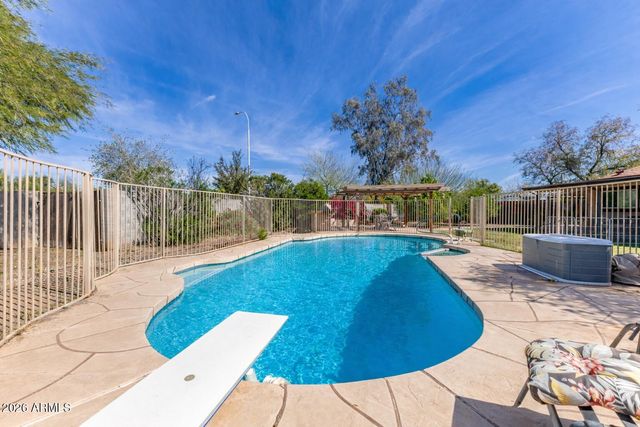 1600 W ALAMO Drive, Chandler, AZ 85224