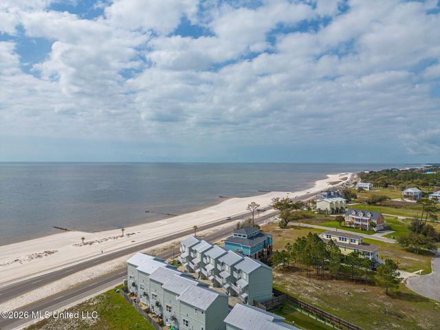 707 W Beach, 707, Long Beach, MS 39560