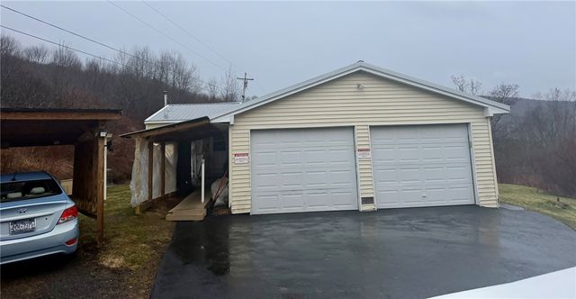 1052 County Highway 23, Walton, NY 13856