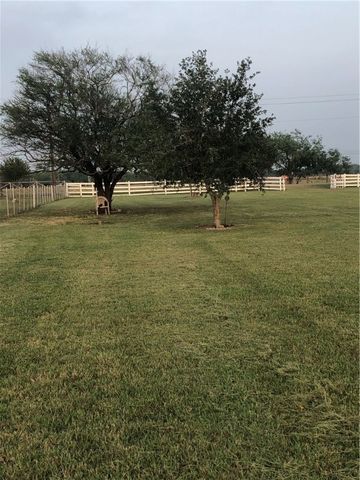 5419 County Road 1525, Edroy, TX 78352