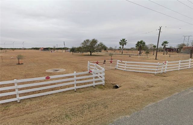 5419 County Road 1525, Edroy, TX 78352