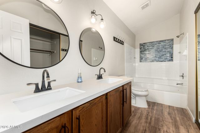 1915 S 39TH Street 49, Mesa, AZ 85206