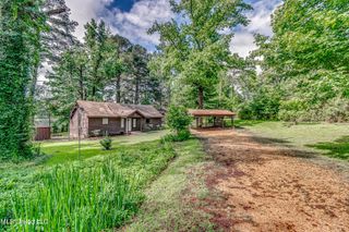 207 W Dewey Camp Drive, Florence, MS 39073