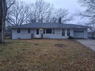 7804 Booth Avenue, Kansas City, MO 64138