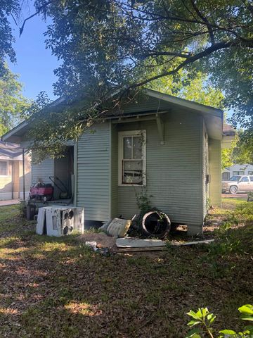 2526 Huron St, Baton Rouge, LA 70805