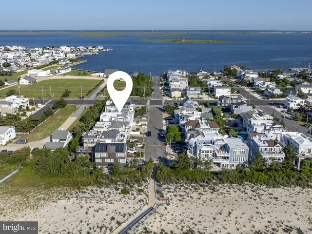 8 E 73RD ST, Harvey Cedars, NJ 08008