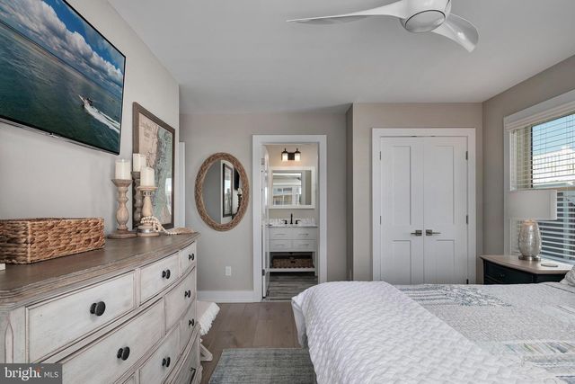 8 E 73RD ST, Harvey Cedars, NJ 08008