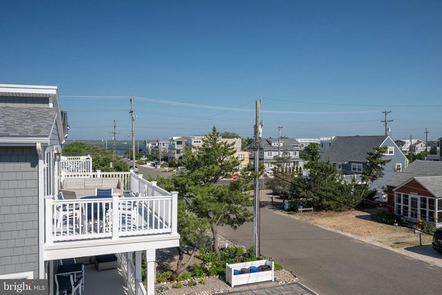 8 E 73RD ST, Harvey Cedars, NJ 08008