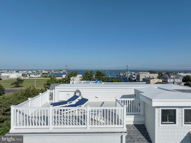 8 E 73RD ST, Harvey Cedars, NJ 08008