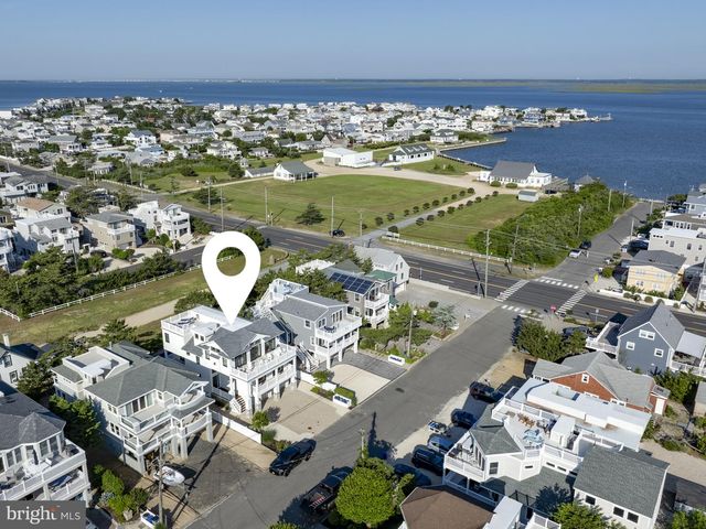 8 E 73RD ST, Harvey Cedars, NJ 08008
