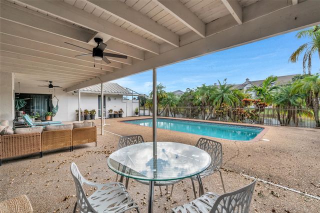 11266 NW 10th Place, Coral Springs, FL 33071