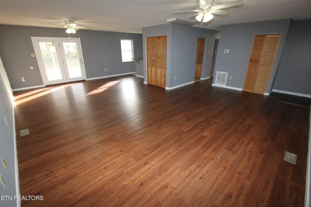 150 Osborne St, Loudon, TN 37774