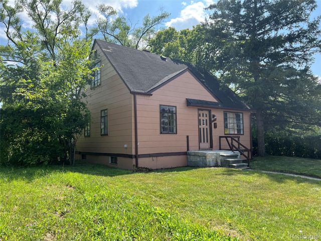 15643 W Chicago Street, Detroit, MI 48228